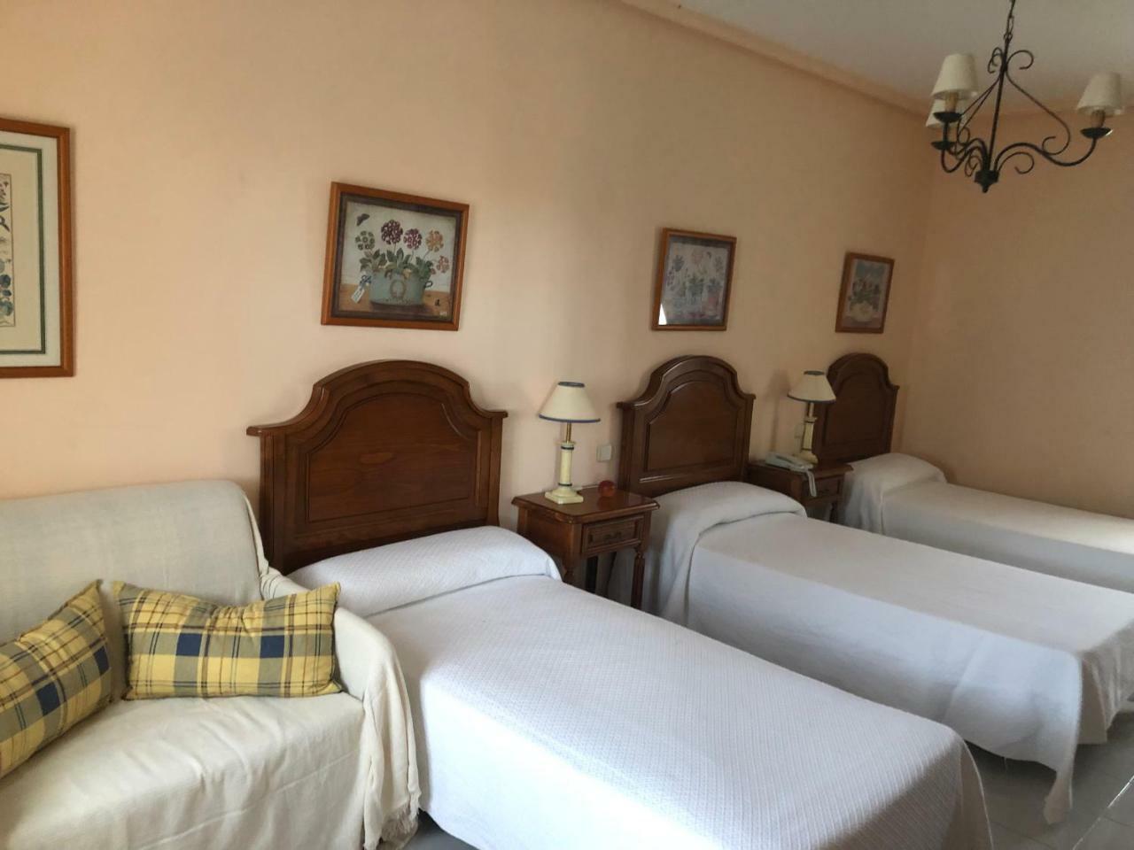Hostal Las Paneras Ávila Exterior foto