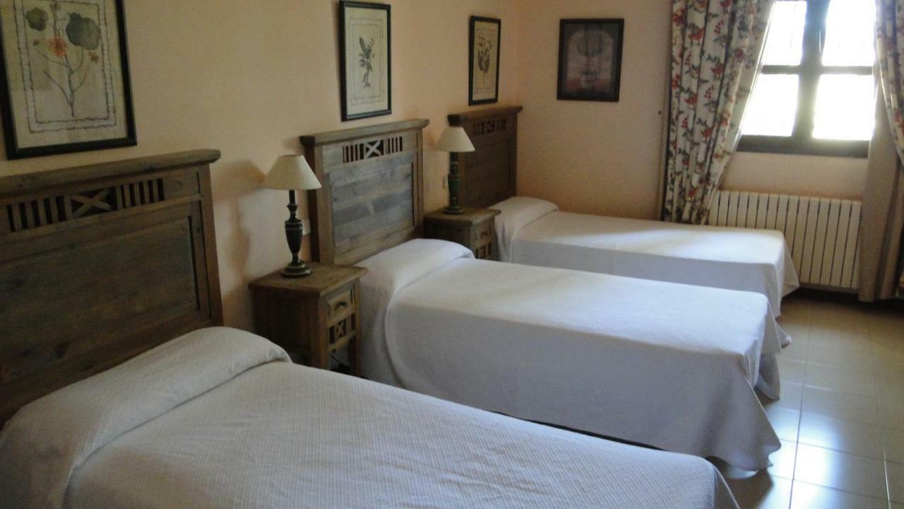 Hostal Las Paneras Ávila Exterior foto